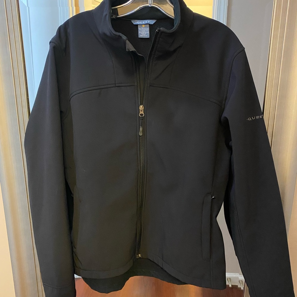 Quest ladies black jacket with three zipper pockets, size large